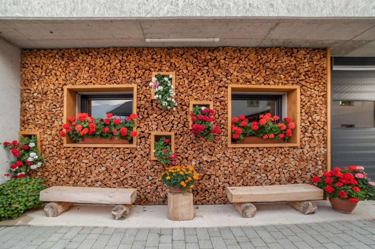 Tonigbauernhof Blumenwiese เชนนา ภายนอก รูปภาพ